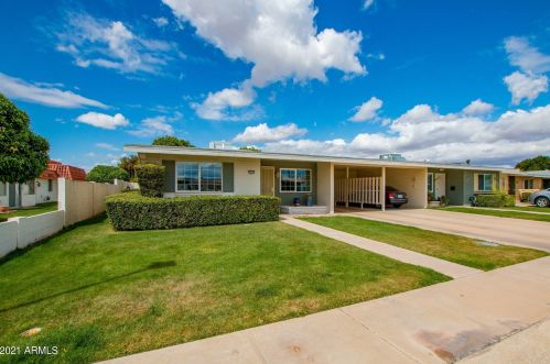 10410 106th Ave, Sun City, AZ 85351-4422