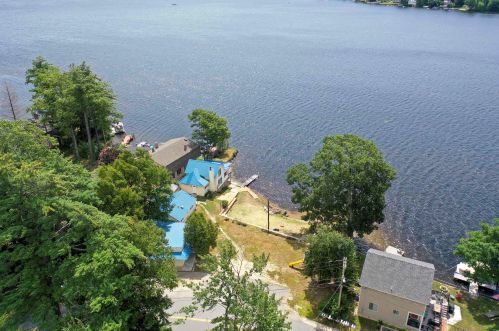 99 Lk Shr Dr, Northwood NH  03261-3707 exterior