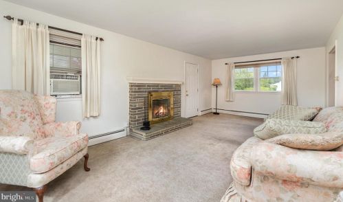 1 Oak Ave, Siddonsburg PA  17019-8511 exterior