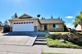 2795 Faith Dr, Bend, OR 97701-7656