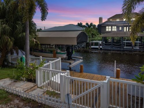 206 6th St, Bonita Springs, FL 34134-7414