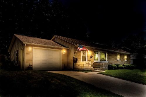 917 Jefferson St, West Bend, WI 53090-1419