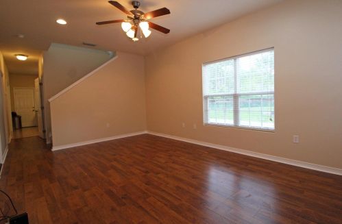 1460 Bentley Cir, Fort Walton Beach, FL 32547-1975