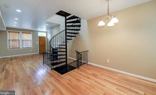 3254 Q St, Washington, DC 20007-3032