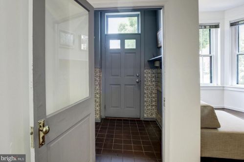 1928 15th St, Washington, DC 20020-4819