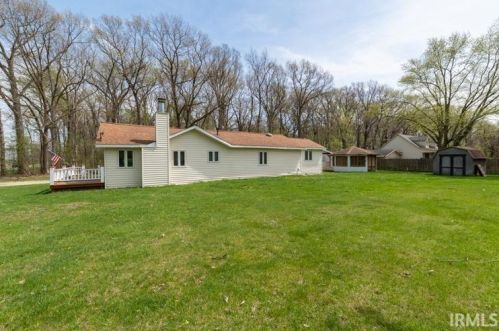 14266 Douglas Rd, Mishawaka, IN 46545-1807