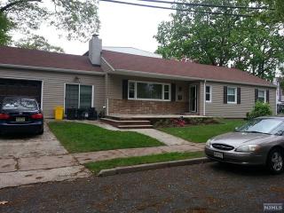 54 Belmont St, Englewood, NJ 07631-2101