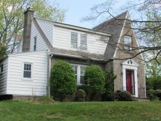 900 Greenhill Ave, Easton, PA 18045-2221