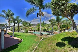 1385 Oak View Way, Escondido, CA 92029-1858