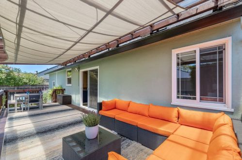 1200 Judson St, Belmont CA  94002-2845 exterior