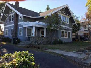 286 Artesia St, Pomona, CA 91768-1807
