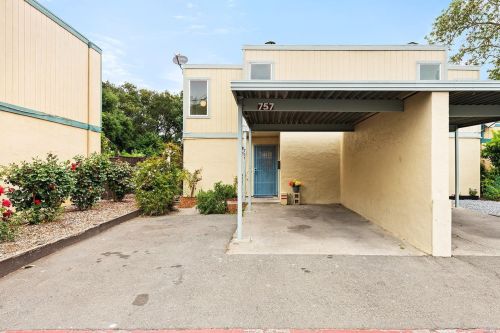 757 Simpson Pl, Santa Rosa, CA 95401-5318