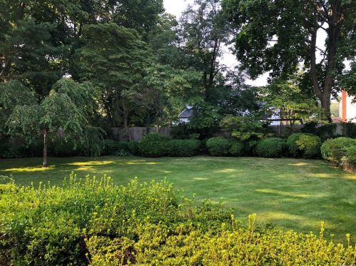 15 David Ct, West Islip NY  11795-3503 exterior