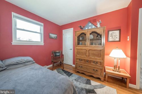 296 Waverly Rd, Southampton PA  18966-3353 exterior