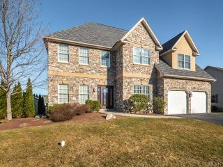 1555 Stump Rd, Easton PA  18040-8187 exterior