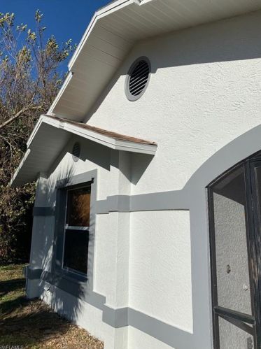 414 Palmetto Ave, Lehigh Acres FL 33972-7859 exterior