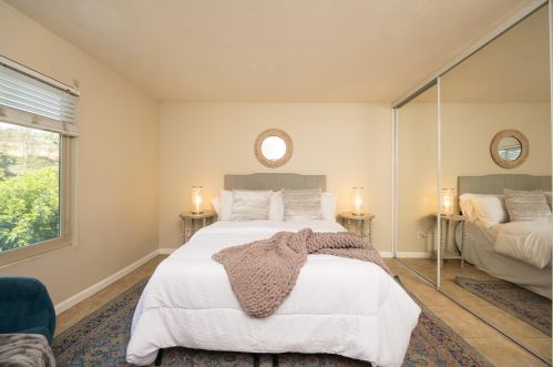 6538 Bell Blf Ave, San Diego CA 92119-1148 exterior