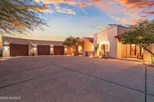 5755 Indian Pony Pl, Tucson, AZ 85743-7633