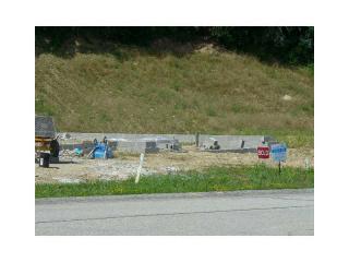 118 Lenox Dr, Imperial, PA 15126-1254