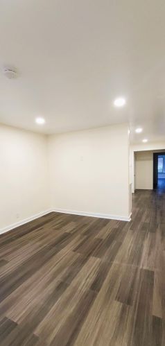 9514 Beloit Rd, Milwaukee WI  53227-4335 exterior