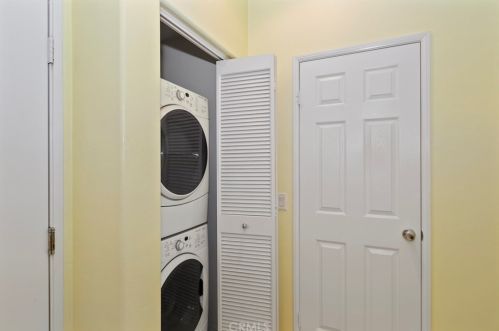 7012 Vining St, Chino CA  91710-8103 exterior