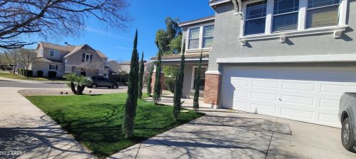 6830 41st Dr, Phoenix AZ  85041-6095 exterior