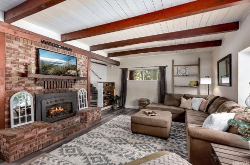 1209 Tata Ln, South Lake Tahoe, CA 96150-3615