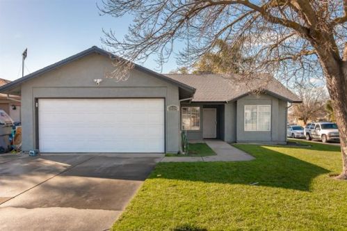 3524 Alabama Ct, Riverbank, CA 95367-2974