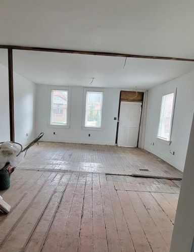 271 14th St, Ambridge PA 15003-4202 exterior