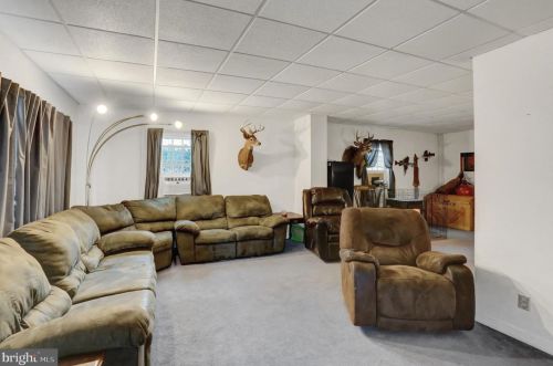 609 Pottsville St, Lykens PA  17048-1630 exterior