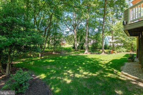 11406 Wild Bramble Way, Herndon VA  20194-1001 exterior