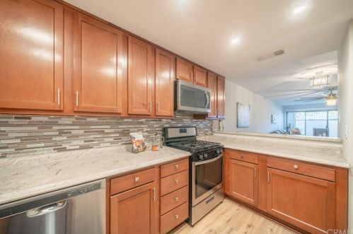 1903 Temple Ave, Long Beach, CA 90755-5601