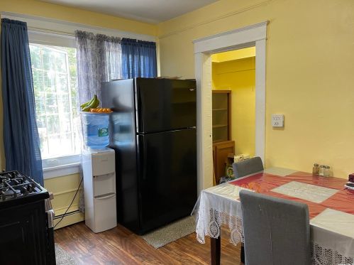 80 11 St, Huntington Station NY 11746-1729 exterior