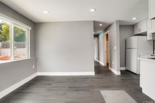 304 Sloan Ave, Compton CA  90221-3351 exterior