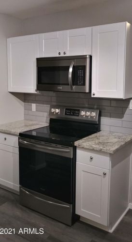 318 72nd Pl, Mesa, AZ 85208-1104