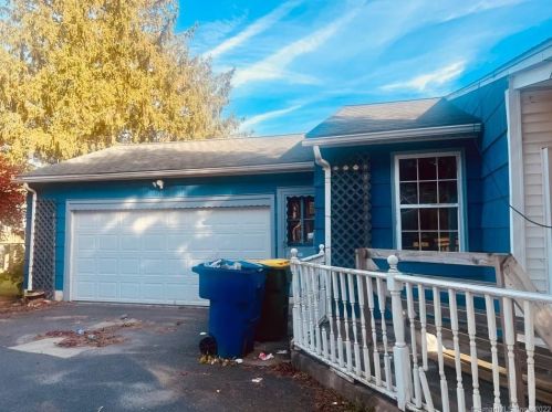 960 Highland Ave, Waterbury, CT 06708-4627