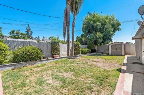 6546 Clybourn Ave, North Hollywood CA  91606-2730 exterior