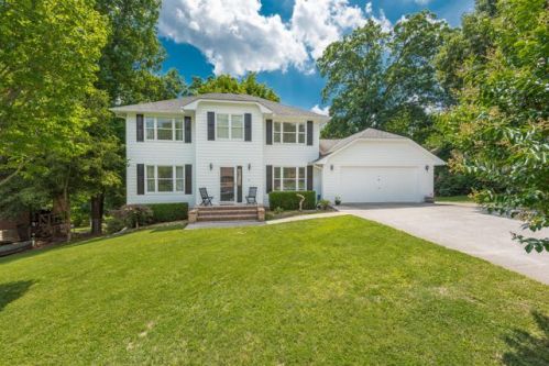 8121 Nutmeg Cir, Knoxville, TN 37938-3140