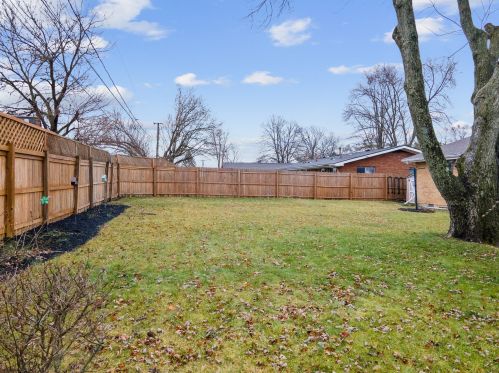 608 Alta Ave, Englewood OH  45322-1803 exterior