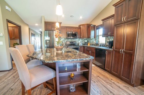 3730 Lavaque Rd, Duluth, MN 55810-9719