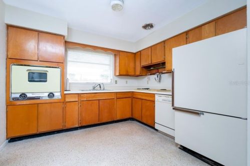 108 Lyons Bay Rd, Nokomis FL 34275-3015 exterior