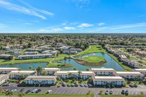 233 Palm Dr, Naples, FL 34112-4994