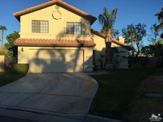 49005 Marimba Ct, La Quinta CA  92253-2415 exterior