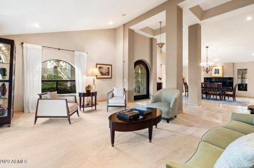 3301 Rovey Ave, Scottsdale AZ 85250-5824 exterior