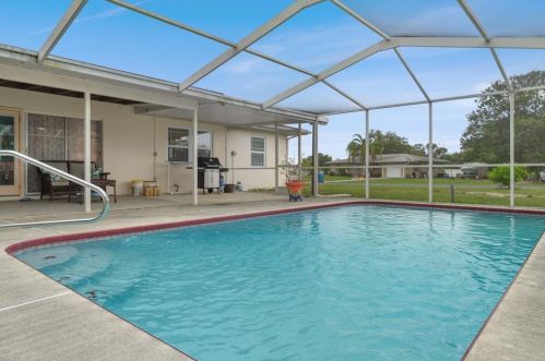 6205 Kimball Ct, Brooksville FL  34606-5632 exterior