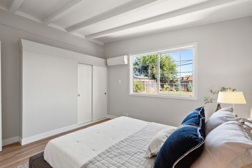 115 Hemlock Ave, Sunnyvale CA  exterior