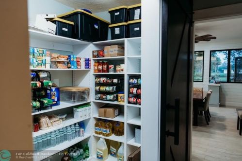 430 Emerald Ave, Fort Pierce FL  34945-2123 exterior