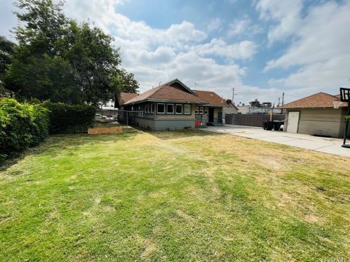 1040 D St, San Bernardino CA  92410-3522 exterior