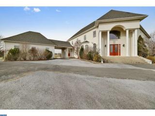 493 Red Corner Rd, Douglassville, PA 19518-9727