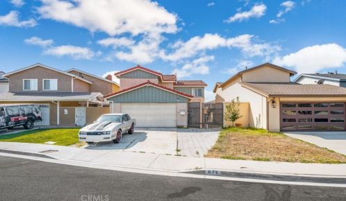 826 Sandpoint Ct, Long Beach, CA 90746-1527